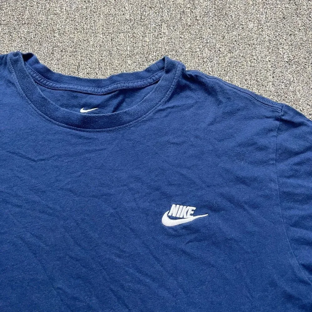 Nike Shirt Men 2XL Blue Short Sleeve Cotton Embroidered Logo Swoosh The Nike Tee - Picture 8 of 15